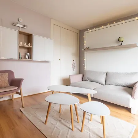 Cosy Studio With Balcony * Paris